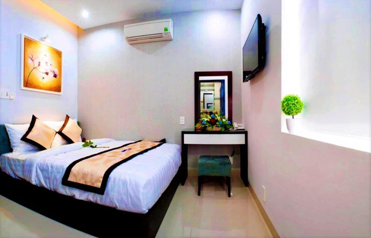 Hanoi Blue Hotel - The Water Front Danang Exterior photo