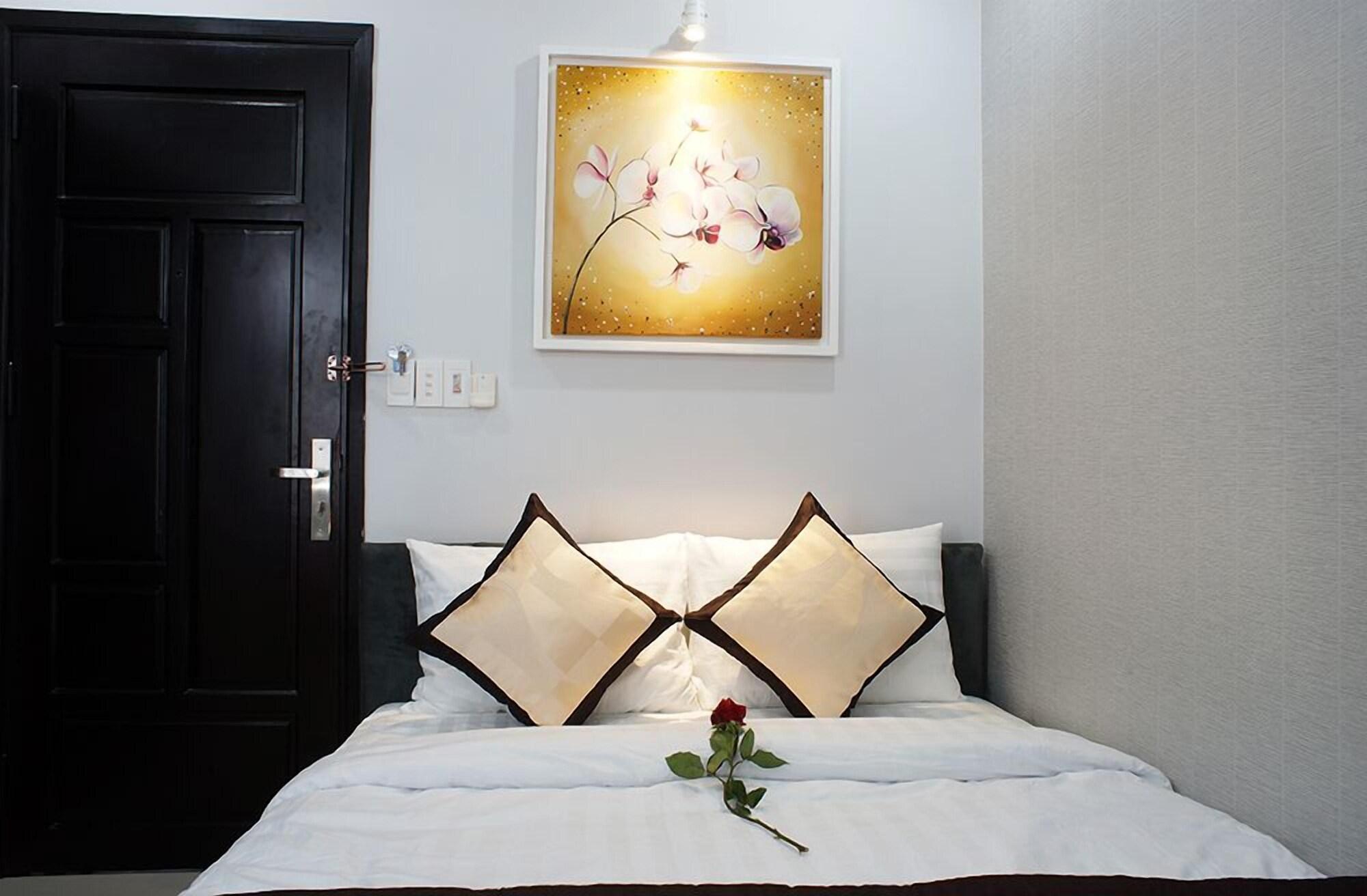 Hanoi Blue Hotel - The Water Front Danang Exterior photo