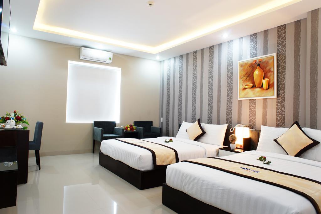 Hanoi Blue Hotel - The Water Front Danang Exterior photo